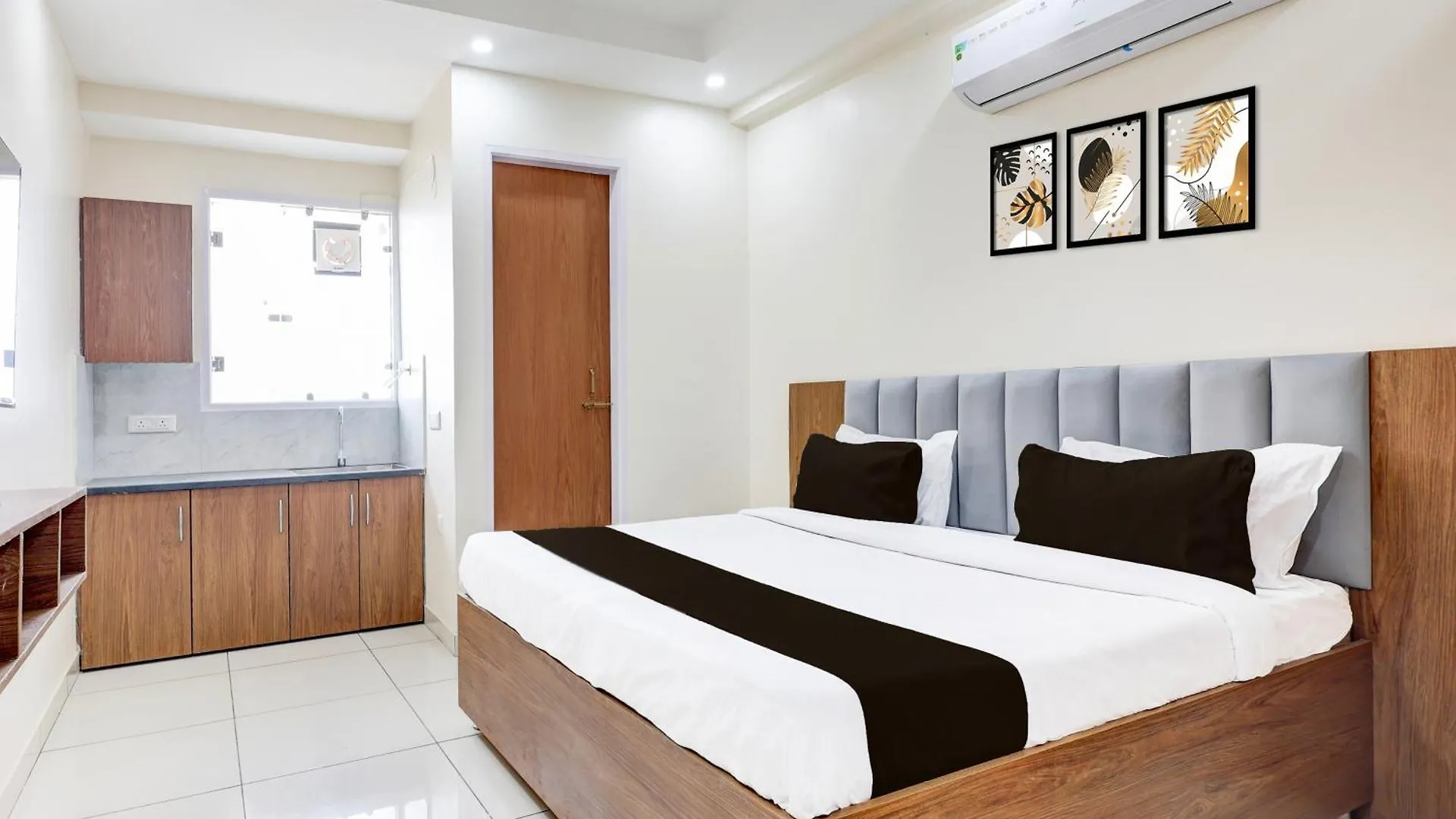 Hotel O Eternal Residency Gurgaon Inde