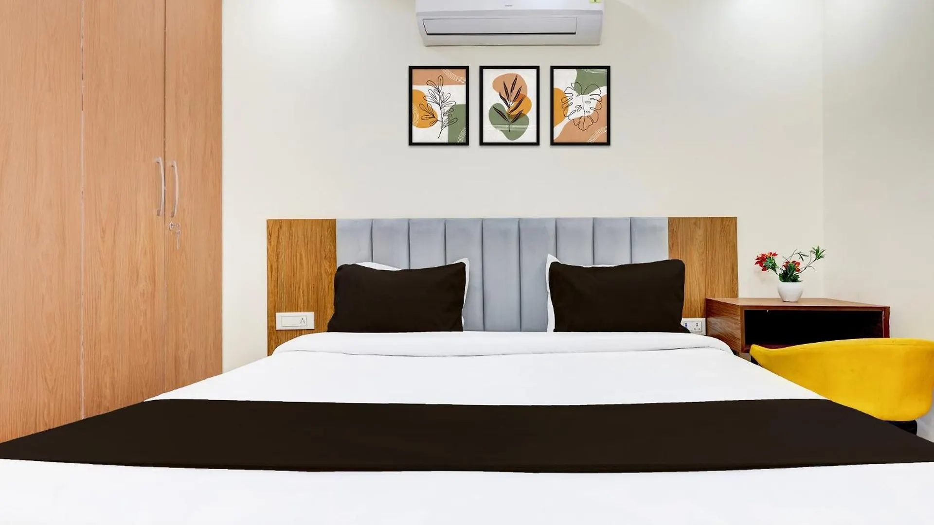 Hotel O Eternal Residency Gurgaon