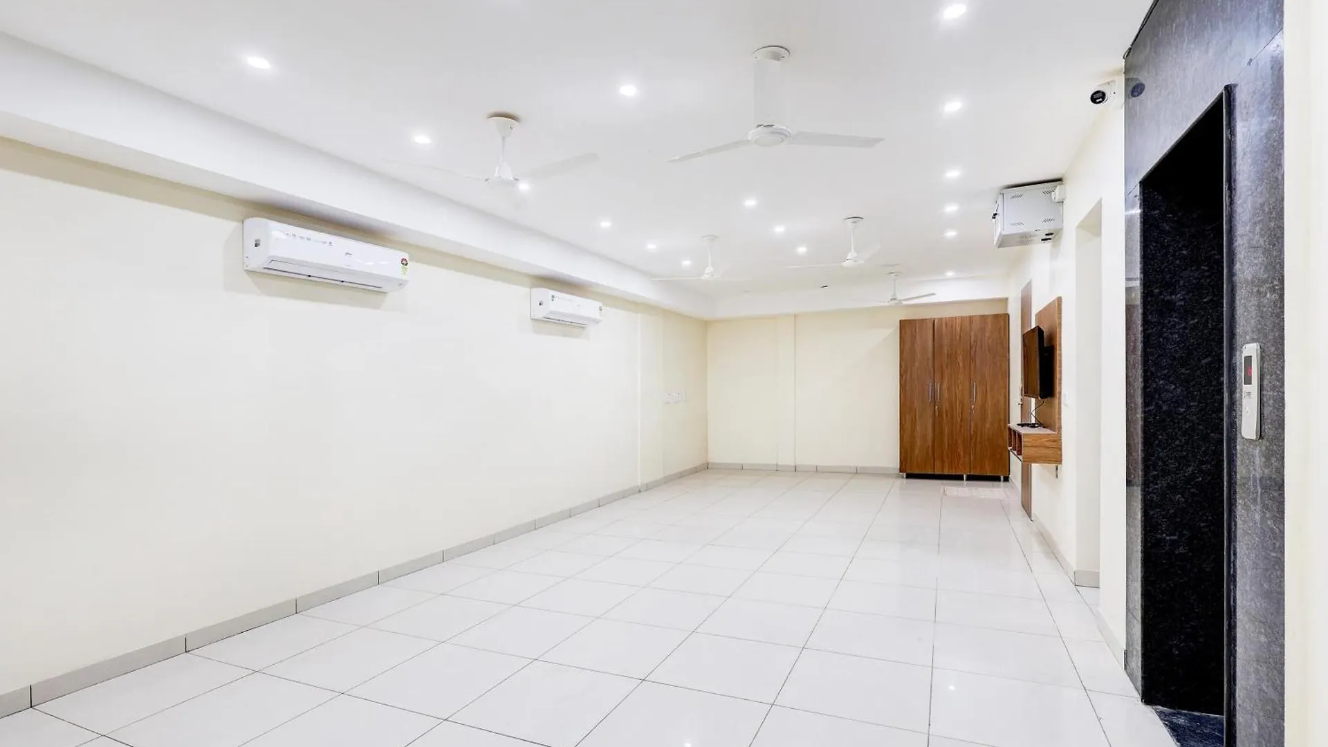***  Hotel O Eternal Residency Gurgaon Inde