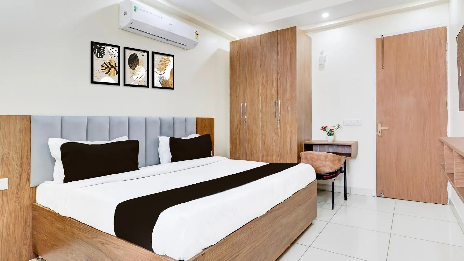 Hotel O Eternal Residency Gurgaon