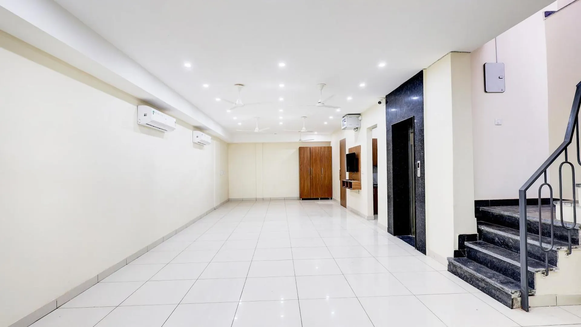 Hotel O Eternal Residency Gurgaon